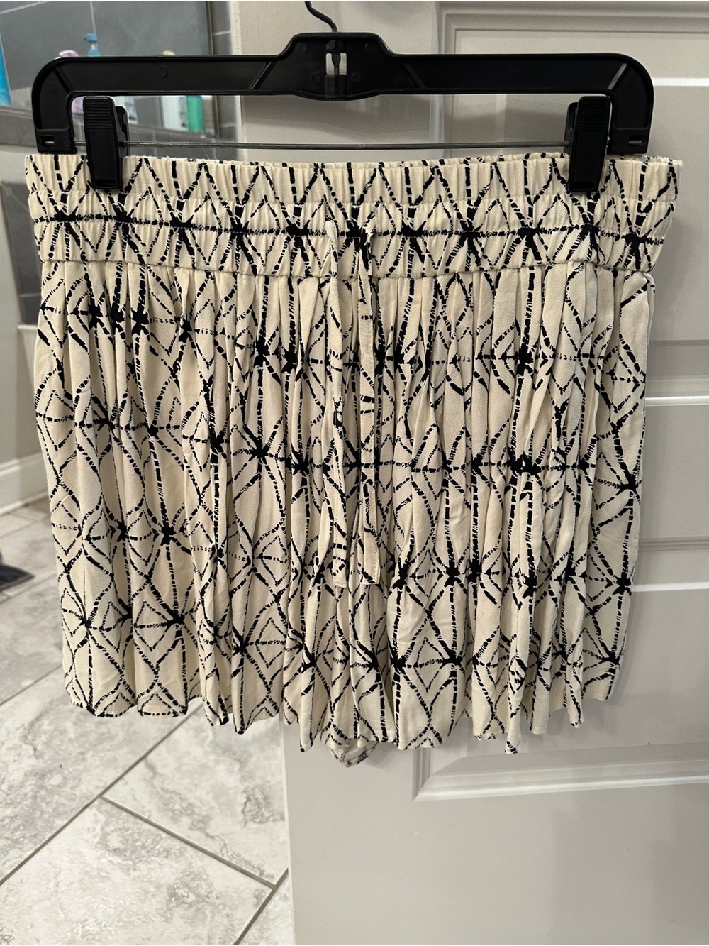 Forever 21 Black & Cream Shorts